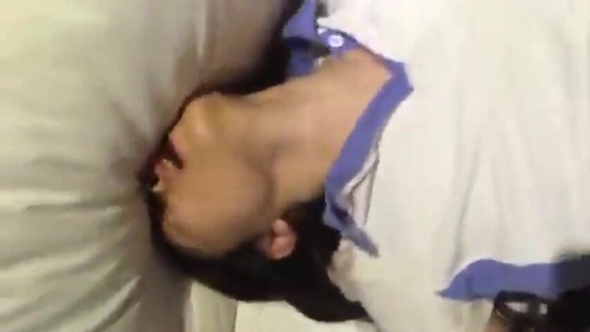 表妹放学后来我家写作业,趁机教一点书本上没有,而她以后又用得着的技巧
