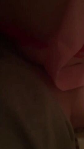 高颜值性感高挑TS唐艺潇 人称小妖精，男人也爱上这美丽的妖妖，宾馆被操得淫水泛滥，鸡儿都被操软！