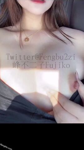 推特顶级女神 『峰不二子』大尺度私拍流出 极品SS校花学妹 无毛美鲍 完美露脸 超级漂亮