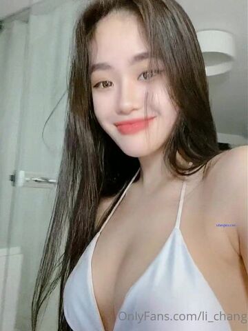 俏皮又性感小网红Lichang绝版OF露3点福大尺度私拍流出 极品尤物