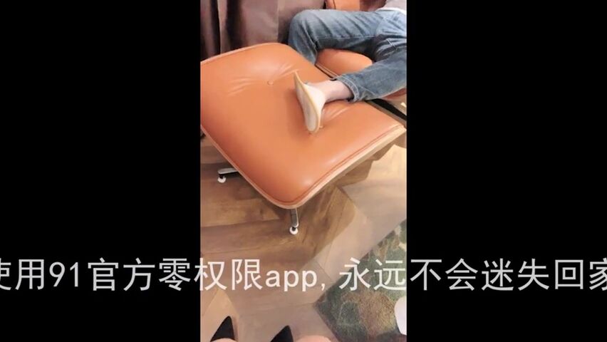 全程对白 勾引隔壁房间小哥哥！最后射了好多
