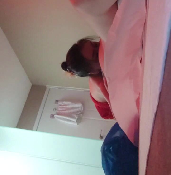 会所探店、花几百块把人家的老婆玩了，这技师的口活好酸溜，毒龙蚂蚁上树，吸得鸡巴硬死了！