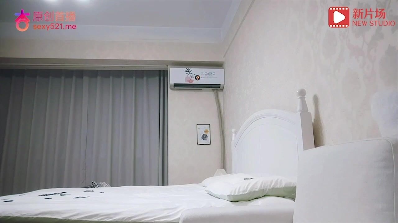 新片速递探花小雨哥酒店 约操极品气质00年雪白妹子她咬唇的样子像极了爱情