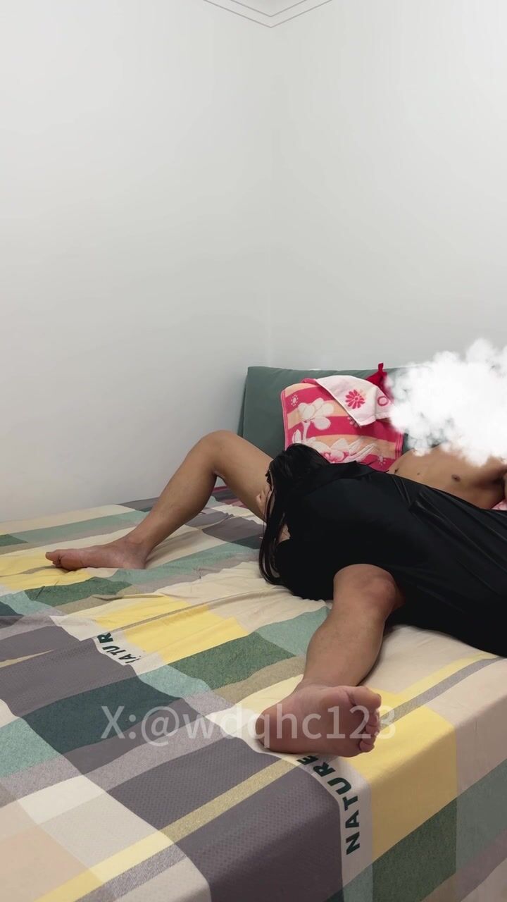 【我的枪好长】泡良大神新作，少妇老公阳痿，偷情来满足，打桩伺候爽的她鬼哭狼嚎！ (2)
