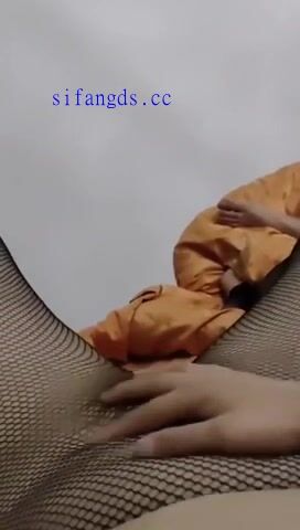 【女人本色】快手泄密大奶丝袜熟女，约炮啪啪，自慰骚穴，露脸很浪很骚必看！ (4)