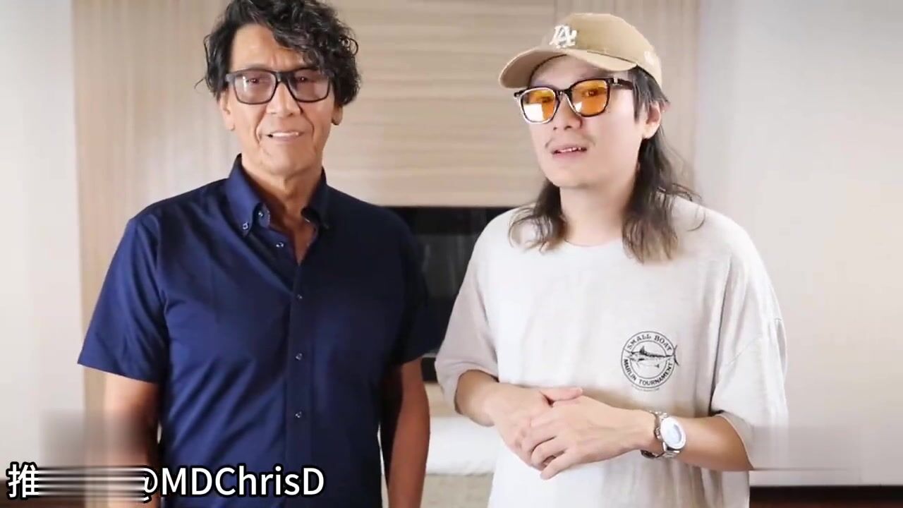 Onlyfans 十三号天使网黄女优艾攸体验加藤鹰老师的金手指舌舔表情销魂欲仙欲死的感觉